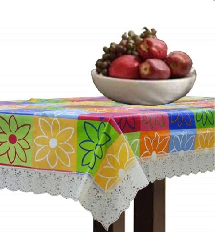 Elegant 4-Seater Tablecloth